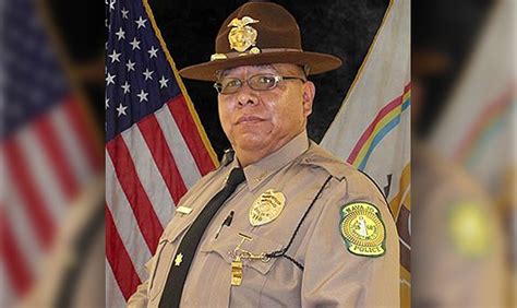 Navajo Police Officer Dies From Covid 19 Flags To Fly At Half Staff