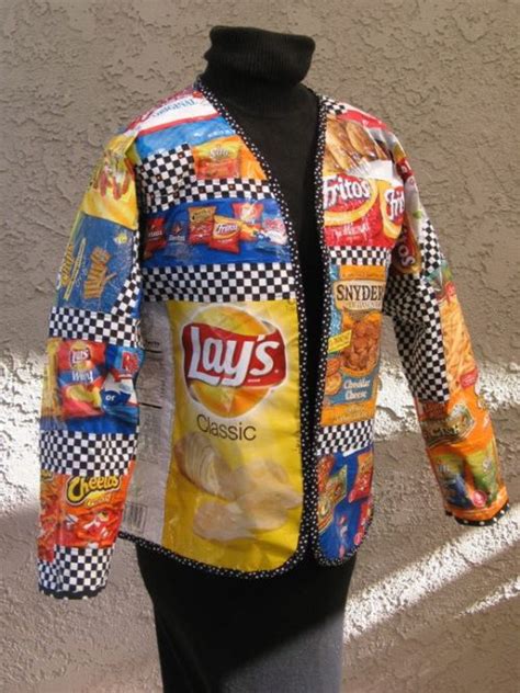 41 best artclub trash n fashion show images on pinterest chips recycled fashion and chip bags