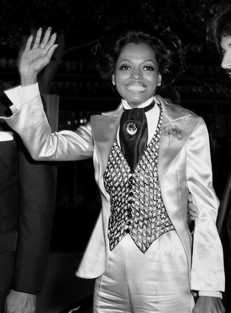 Lady sings the blues she tells her side nothing to hide now the world will know just what the blues is all about the blues aint nothin' but a pain in your heart when you get a bad start when you and your. DIANA ROSS AS BILLIE HOLIDAY IN LADY SINGS THE BLUES ...