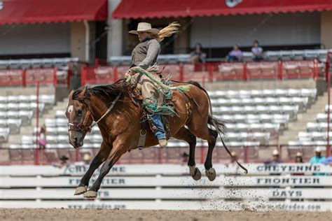 Ladies Bronc Riding Is Back After 90 Years
