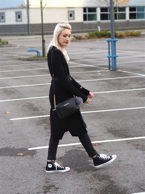 Creating your own trainers could not be simpler: HOW TO BE BADASS IN BLACK CONVERSE
