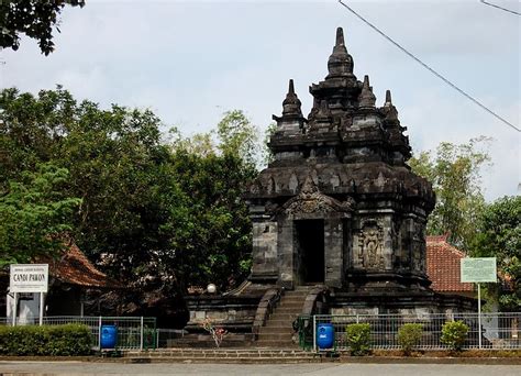 Visit Magelang Pawon Temple