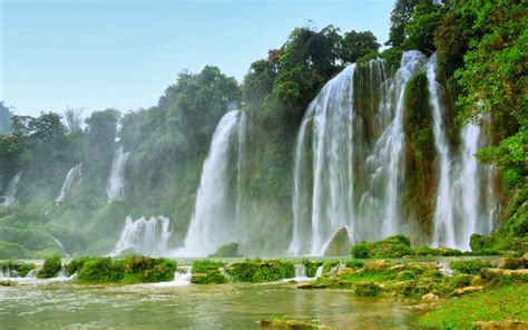 Best waterfall wallpaper, desktop background for any computer, laptop, tablet and phone. Multi waterfall at Vietnam HD Wallpaper - 3D Nature Wallpaper