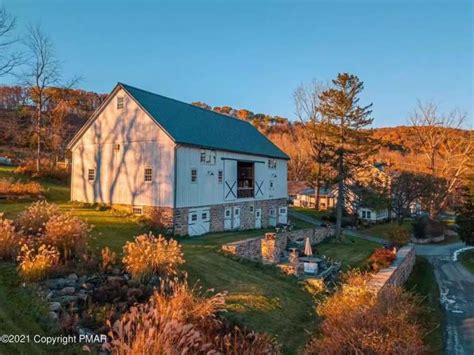 1824 Stone Farmhouse In Stroudsburg Pennsylvania — Captivating Houses