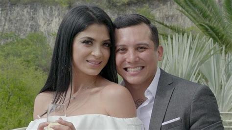 Edwin Luna Y Kimberly Flores Ya Se Casaron Por Lo Civil