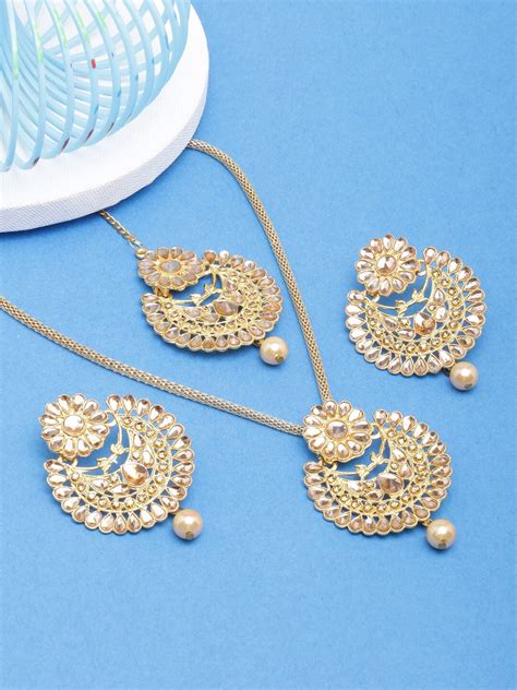 Buy Diva Walk Gold Plated Stones Studded Jewellery Set Jewellery Set For Women Myntra