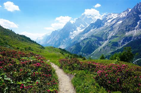 Hiking In The Alps Near Courmayeur Italy Rtravel