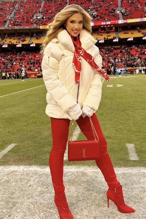 Trending Global Media How Chiefs Heiress Gracie Hunt Celebrated Afc Title