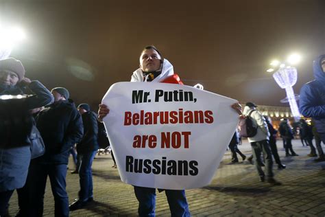 Belarus opposition journalist roman protasevich was taken from a plane with his girlfriend. Is Russia eyeing Belarus takeover? Integration talks deepen