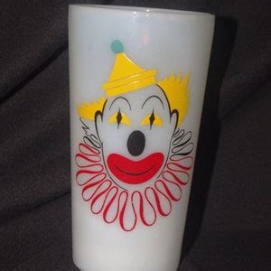 Vintage Hazel Atlas Milk Glass Tumbler Clown W Red Ruff Etsy