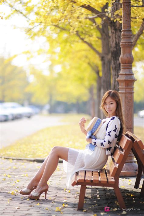 Cheon Bo Young Outdoor ~ Cute Girl - Asian Girl - Korean Girl - Japanese Girl - Chinese Girl
