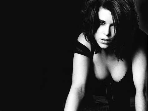 Neve Campbell Neve Campbell Wallpaper 225506 Fanpop Page 64
