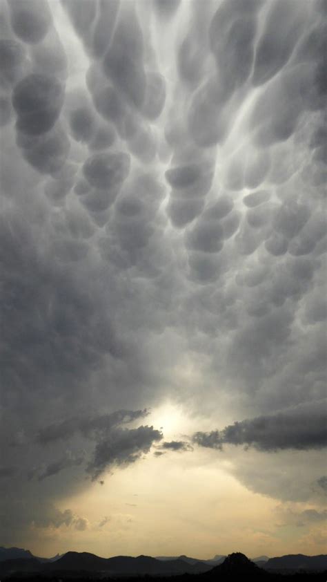 Patterns In Mammatus Clouds Todays Image Earthsky