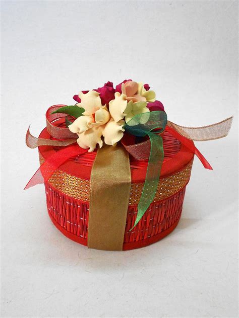 With the right kind of package, you can wow your guests further with some. Eco Wedding Return Gifts