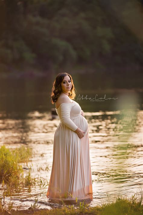 Outdoor Maternity Pictures Couple Maternity Poses Summer Maternity