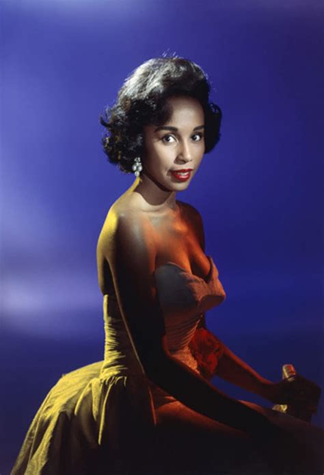Remember Her Legacy Of The Best Diahann Carroll Looks Artofit