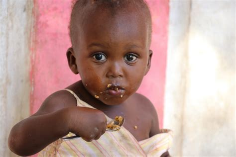 7 Stories Of Hungry Children Around The World
