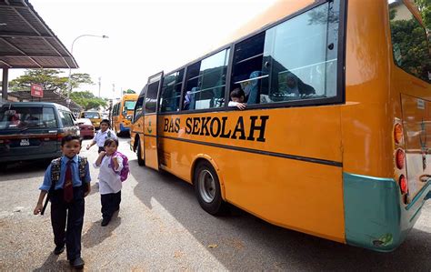 Bantuan tunai pemandu bas sekolah!!! Pemandu bas sekolah bakal terima bantuan kerajaan 14 Ogos ...