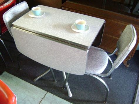 Formica Top Kitchen Table Ideas On Foter Retro Furniture Retro Kitchen Tables Retro Table