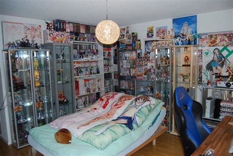 Now This Is An Otakus Room Room Ideas Bedroom Bedroom Decor Room