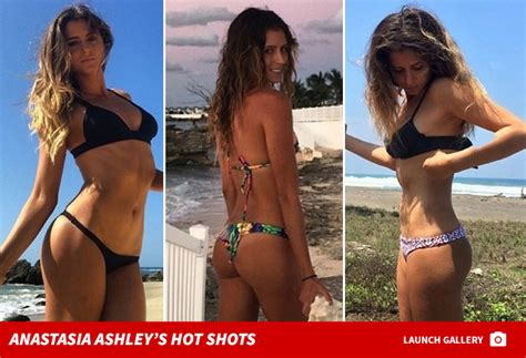 Anastasia Ashley Naked And Attacked By Sandflies