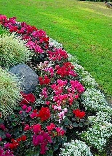 50 Beautiful Flower Beds Ideas For Home