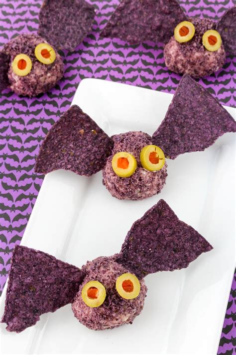 Halloween Cheese Ball Bat Treats ⋆ Brite And Bubbly Recipe