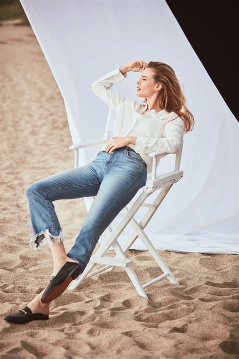 Behati Prinsloo Hits The Beach In 7 For All Mankind Spring 2019 Ads Stylish Denim Girls Jeans