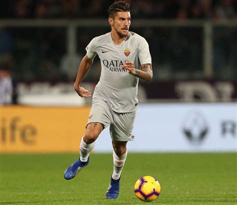 Compare lorenzo pellegrini to top 5 similar players similar players are based on their statistical profiles. Man Utd transfer news: Pellegrini agent HITS BACK over £ ...