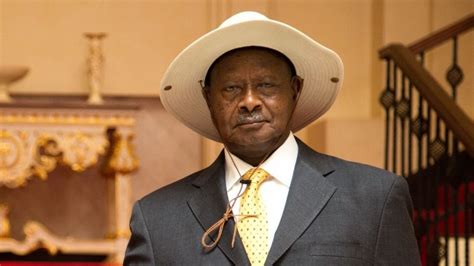 Le Président Ougandais Yoweri Museveni Qualifie Les Homosexuels De Déviants