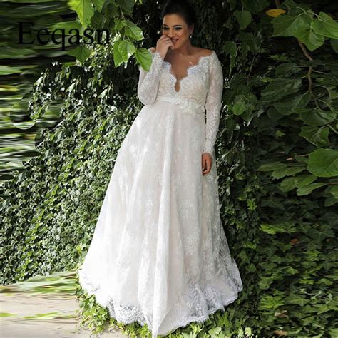 Plus Size Lace Wedding Dresses 2019 Long Sleeve V Neck Boho Beach A
