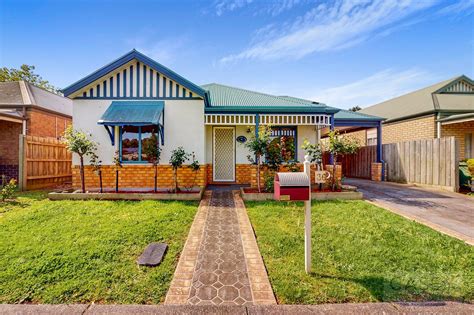 36 The Avenue, Narre Warren South VIC 3805 - House For Rent | Domain