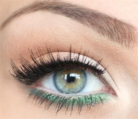 Pinterest Seeymaa4 Green Eyeliner Colored Eyeliner Eye Makeup