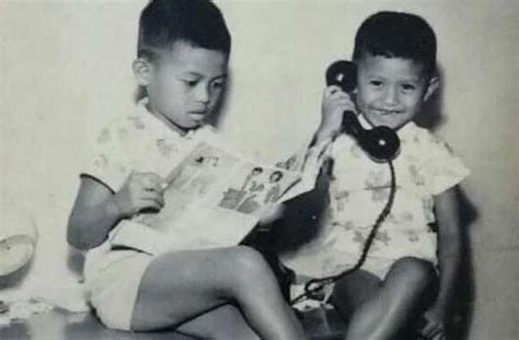 Foto Bocah Dengan Telepon Jadul 1970 An Netizen Pasti Orang Kaya
