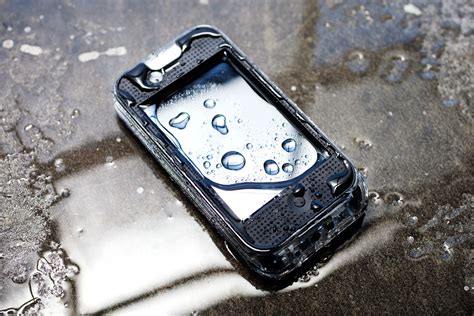 Review Waterproof Iphone Cases Wired