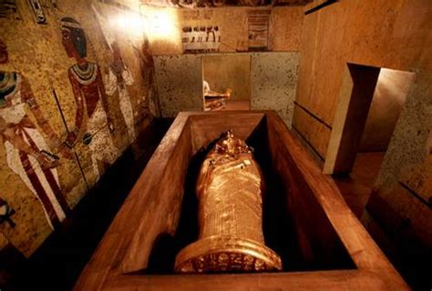 Egipto Casi Seguro De Que Tumba De Tutankamón Esconde Tesoros Plumas