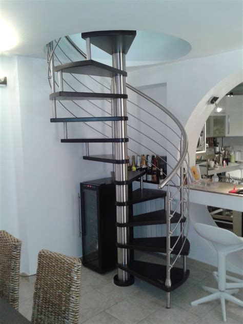 Proposer comme traduction pour capital structure copier; Escalier en colimaçon - LUNA INOX - Ci. Erre Scale ...