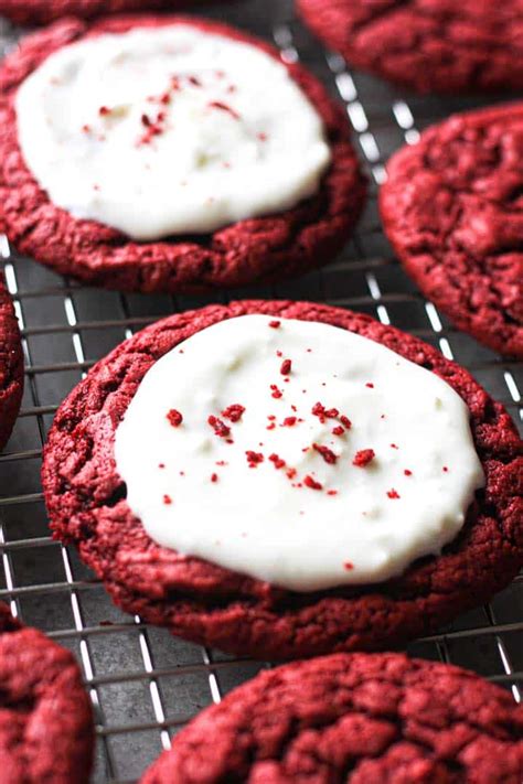 Red Velvet Cake Mix Cookies With Cream Cheese Frosting Berryandmaple