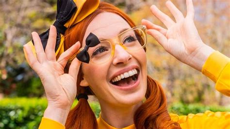 Emma ‘yellow Wiggle Watkins Has Announced Shes Engaged Hit Network
