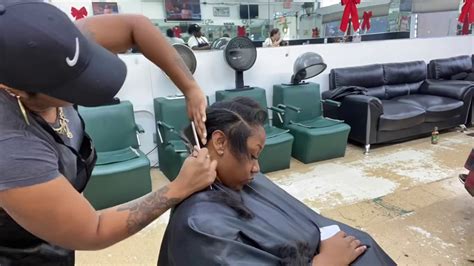 You have to mix lengths in order to achieve that hold the curling wand perpendicular to the part. Cut and curl #ITSTHECUT ️ - YouTube