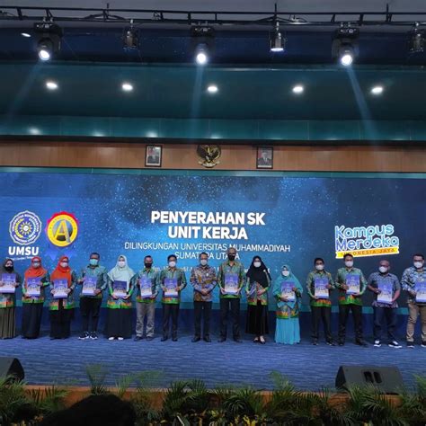 Tim Oif Umsu Menerima Sk Kepengurusan Baru Oif Umsu