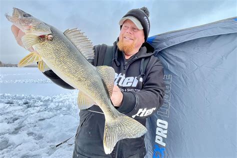 Cracking Walleyes On First Ice Midwest Outdoors