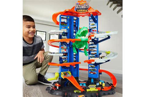 Check out this dev diary on the brand new looptastic track as creative director matt attempts to takes first place. WIN a Hot Wheels Ultimate Garage - from Mattel