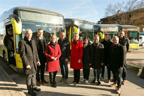Die besten pinnwände von gottfried gewessler. Vorarlberg setzt erste Überland-E-Busse im Linienbetrieb ...