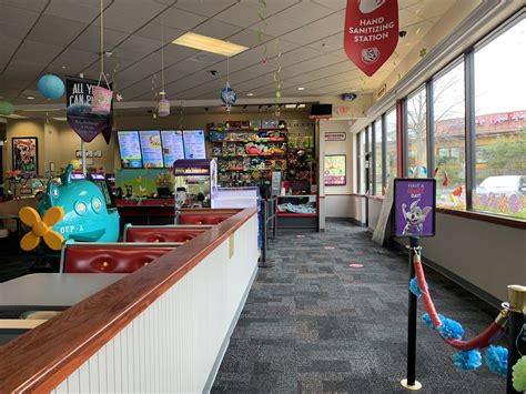 Chuck E Cheeses Interior Chuck E Cheeses 380 7266 S Flickr