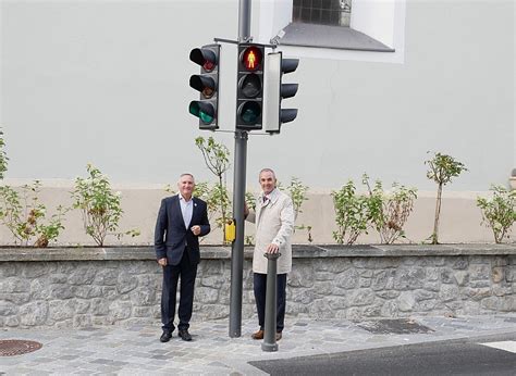 Previous to this, there so what is this new plan? Austria's most advanced traffic light system operative in ...