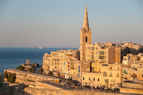 Discover Maltas Historic Landmarks Walking Tour — Reading The City