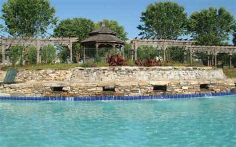 Get the best value for your money with apartment finder. Central Park Apartments-Montgomery | Central park ...