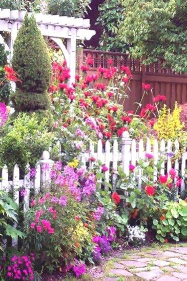 40 Beautiful Flower Garden Design Ideas Small Cottage Garden Ideas