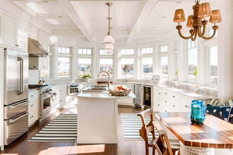 Dreamy Seaside Home In Maine With New England Style